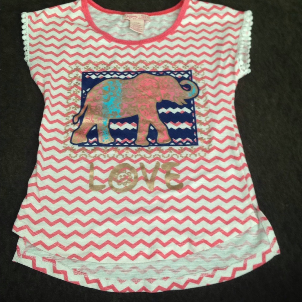 Casual short sleeve shirt